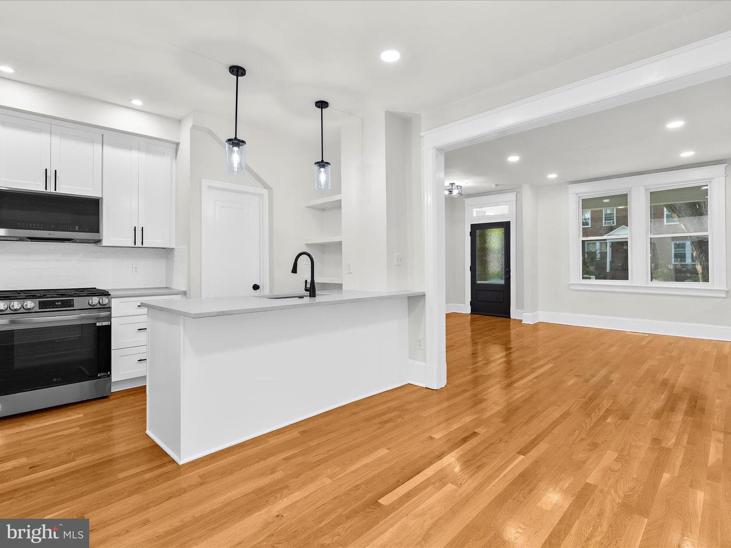 917 Decatur Street NW photo 9