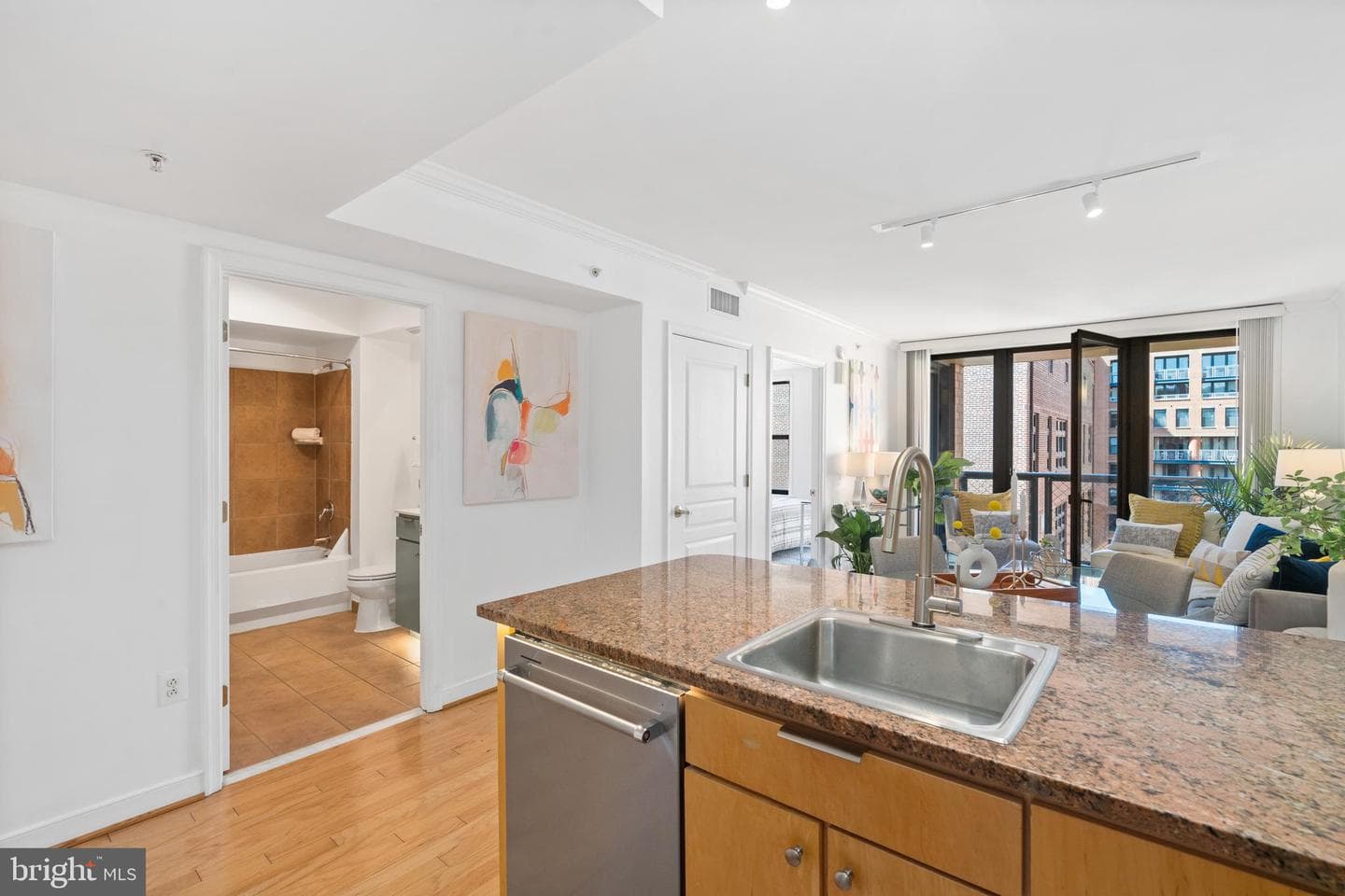 631 D Street NW #936 photo 14
