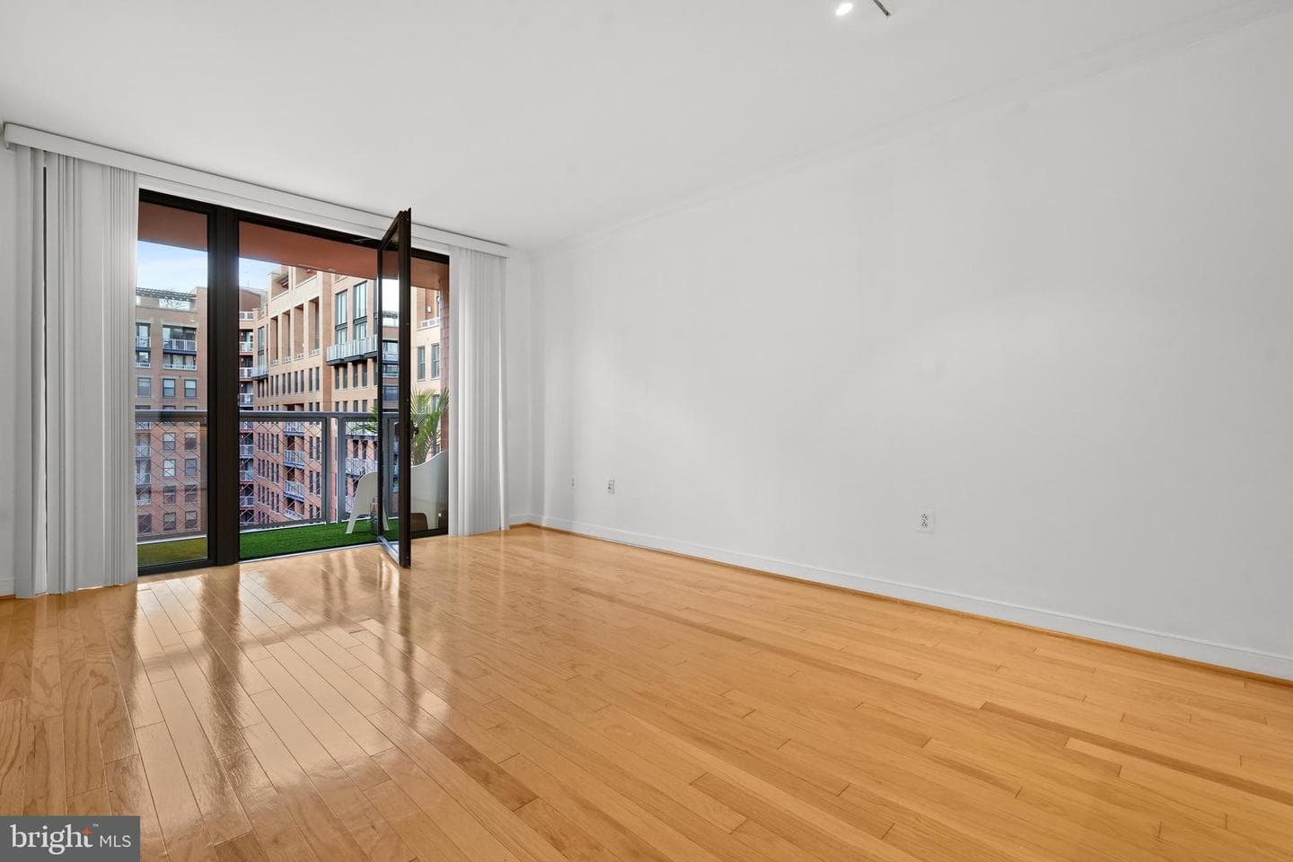 631 D Street NW #936 photo 46