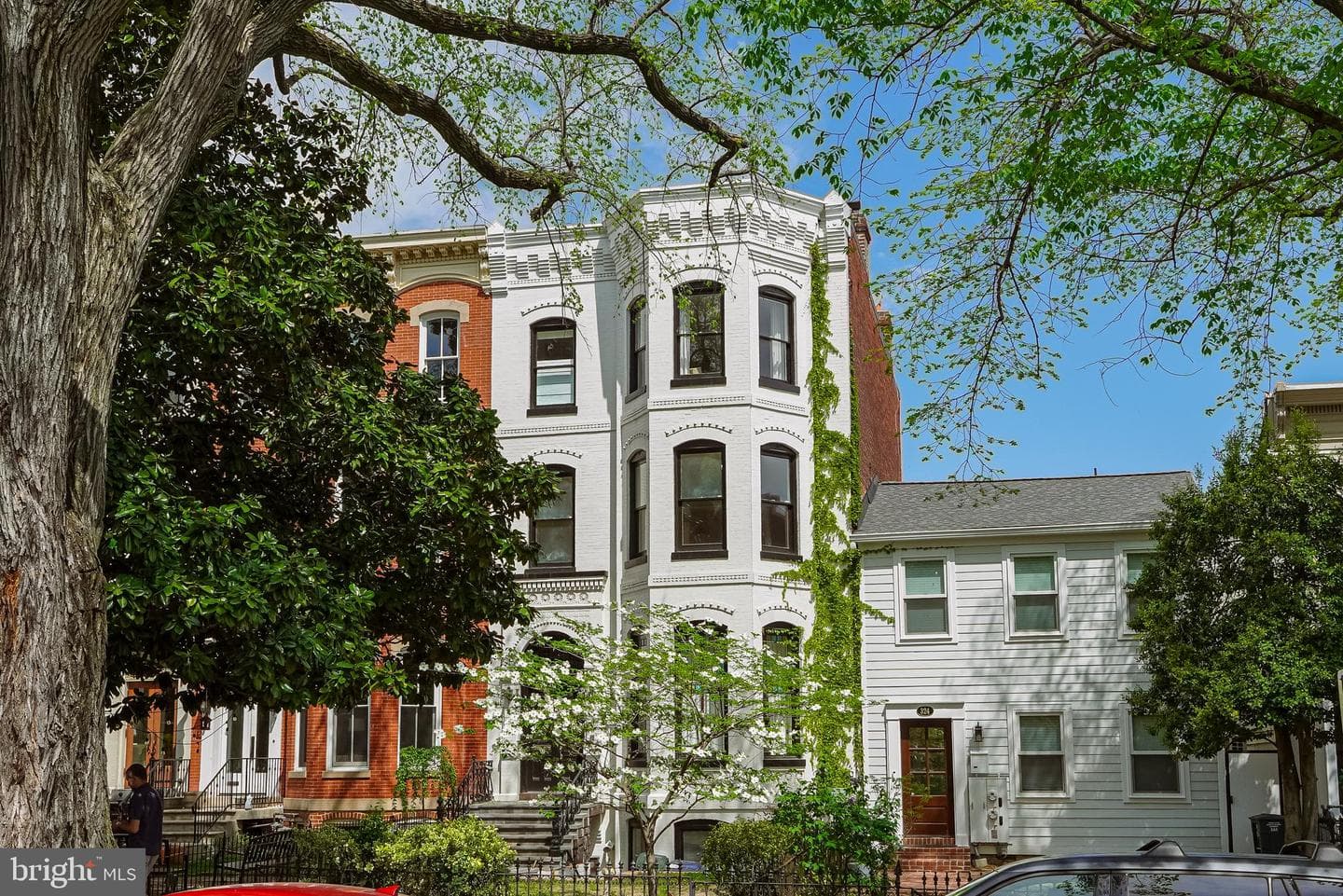 322 E Capitol Street NE photo 1