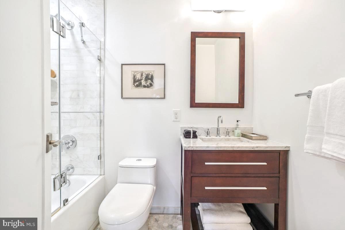 1910 Kalorama Road NW #403 photo 6
