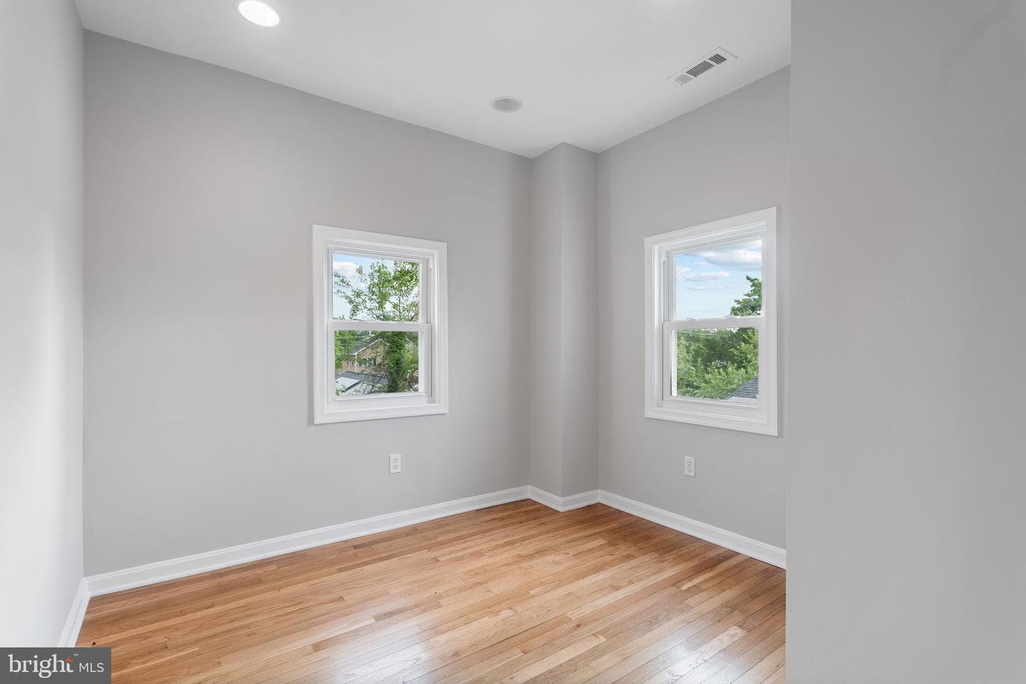 5126 Call Place SE photo 22