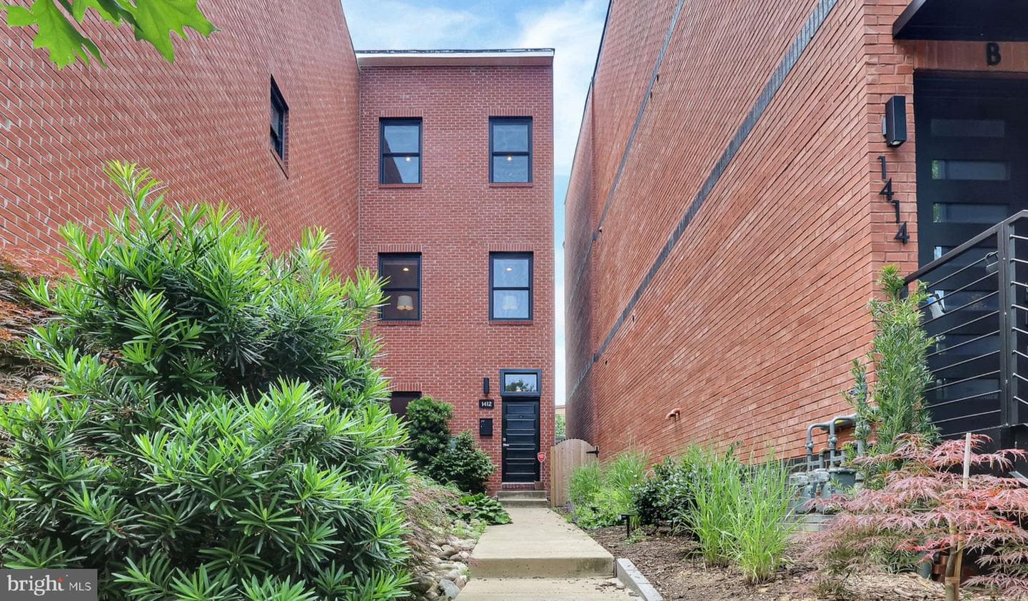 1412 5th Street NW #301 photo 2