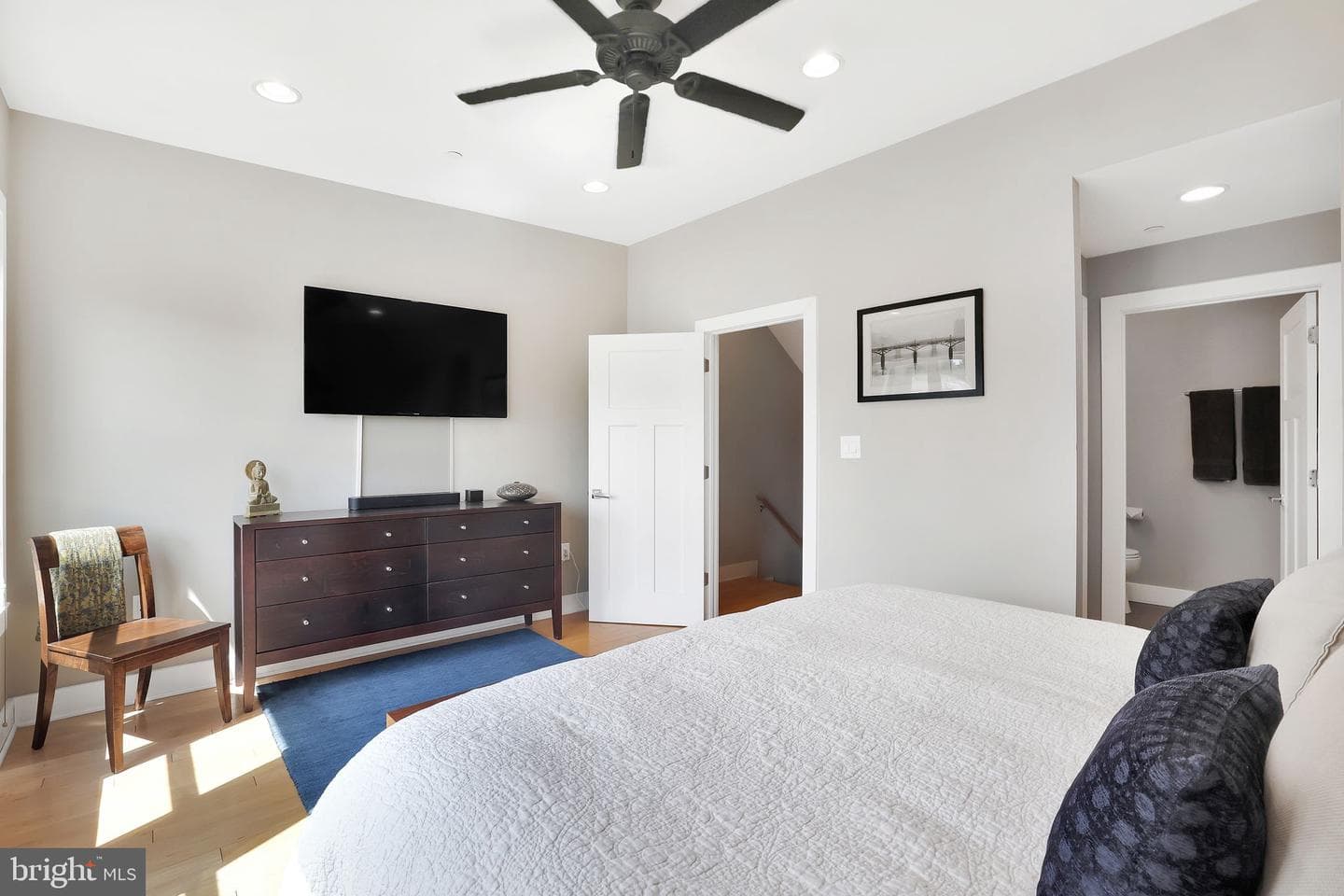 1412 5th Street NW #301 photo 40