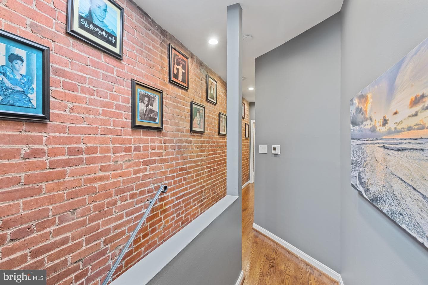 633 Elliott Street NE photo 7