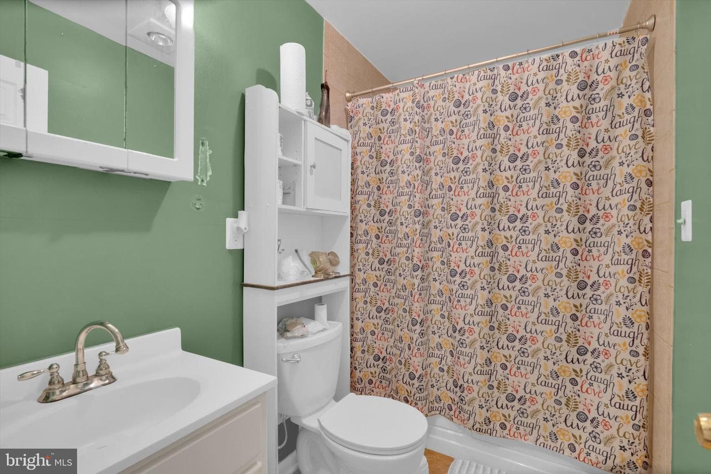 728 49th Street NE photo 9