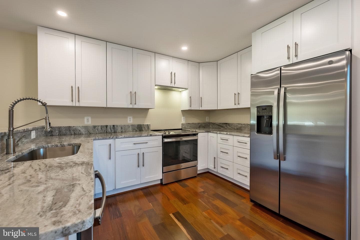 3651 Highwood Drive SE photo 25