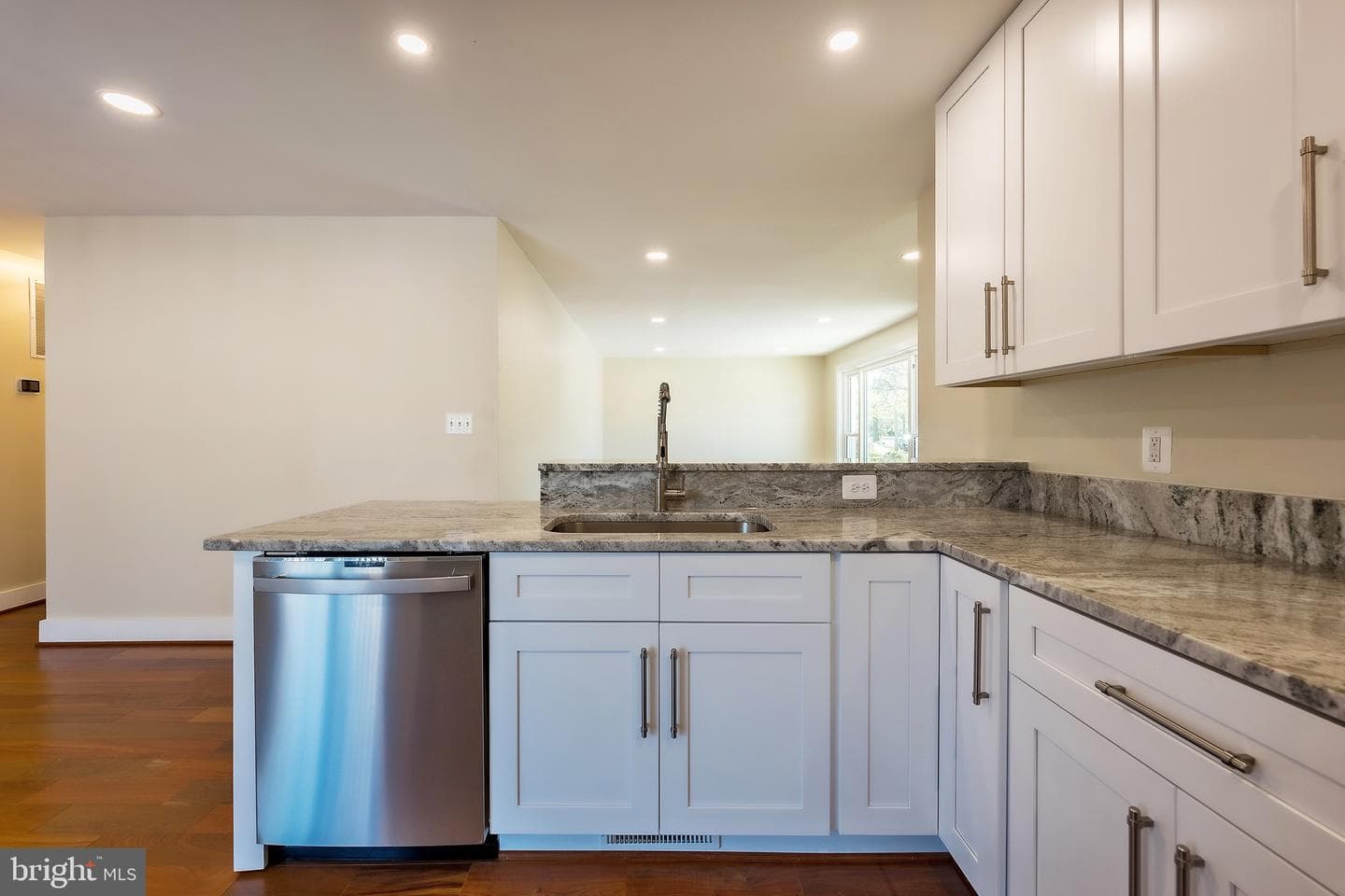 3651 Highwood Drive SE photo 29