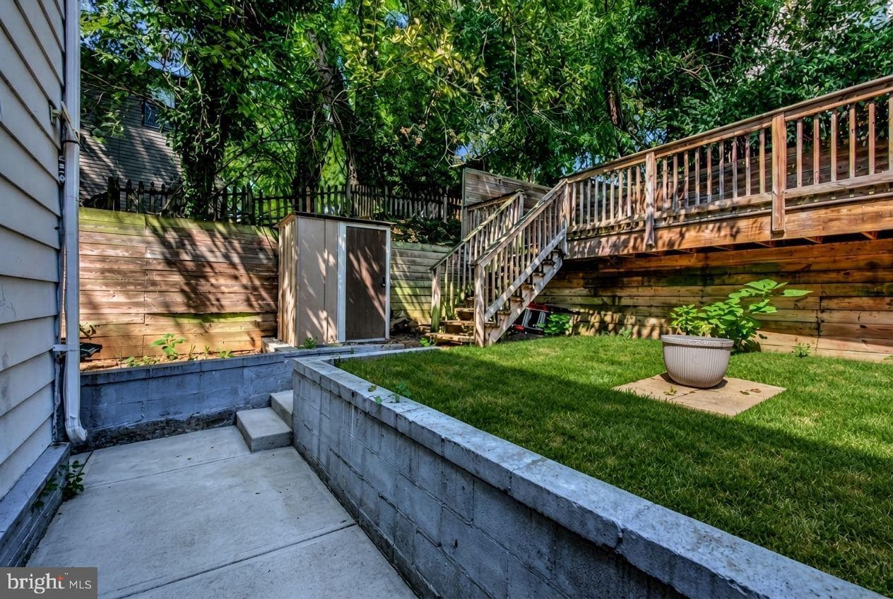 5318 Jay Street NE photo 34