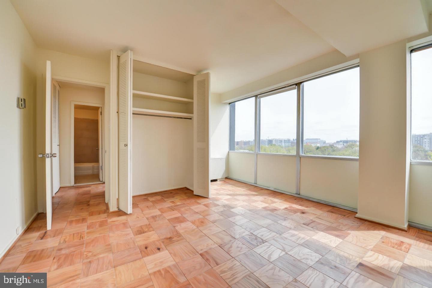 1311 Delaware Avenue SW #s732 photo 23