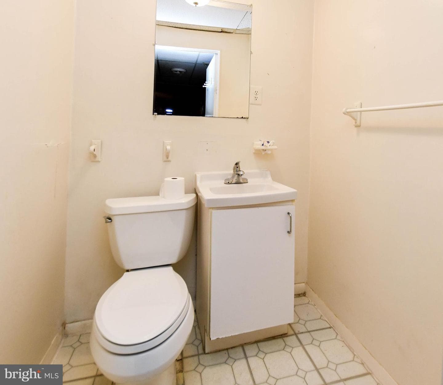 17 Tuckerman Street NW photo 38