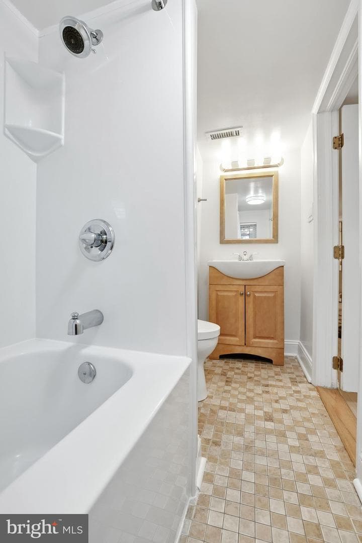 534 24th Street NE photo 27