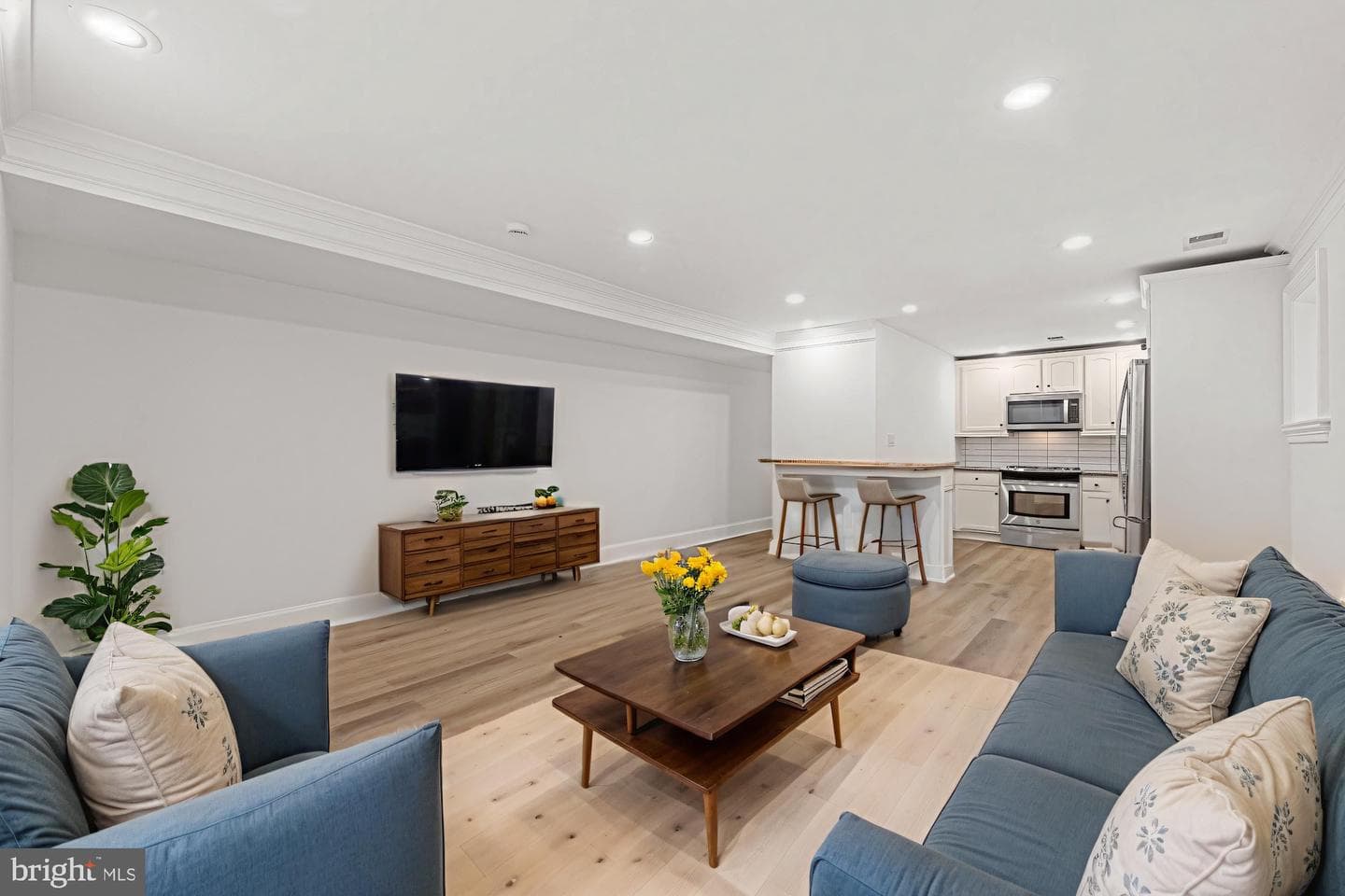 15 Seaton Place NE #1 photo 2