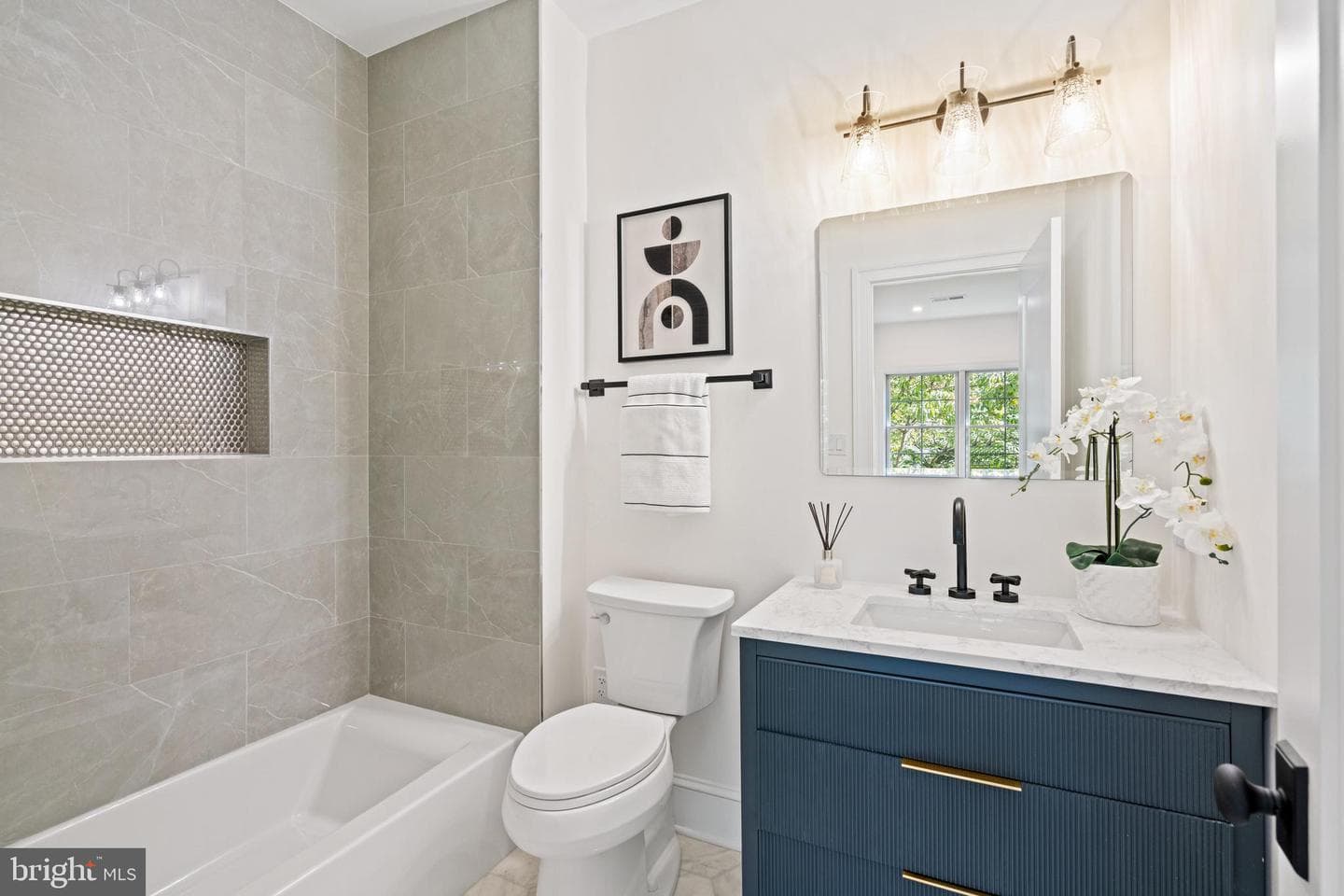 5631 Macarthur Boulevard NW photo 41