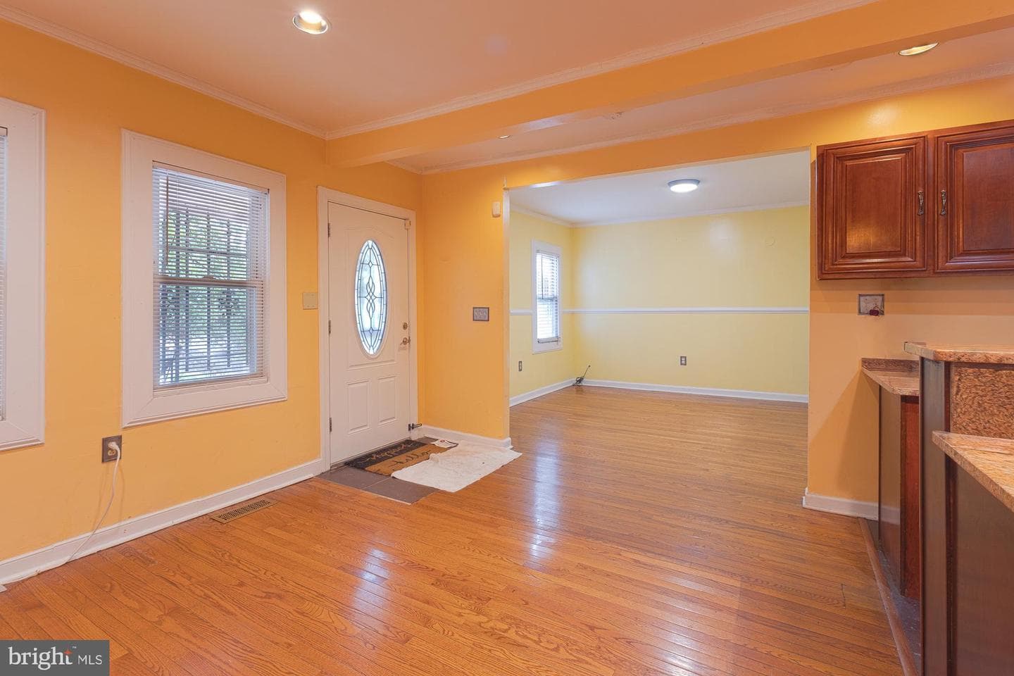 828 49th Street NE photo 1