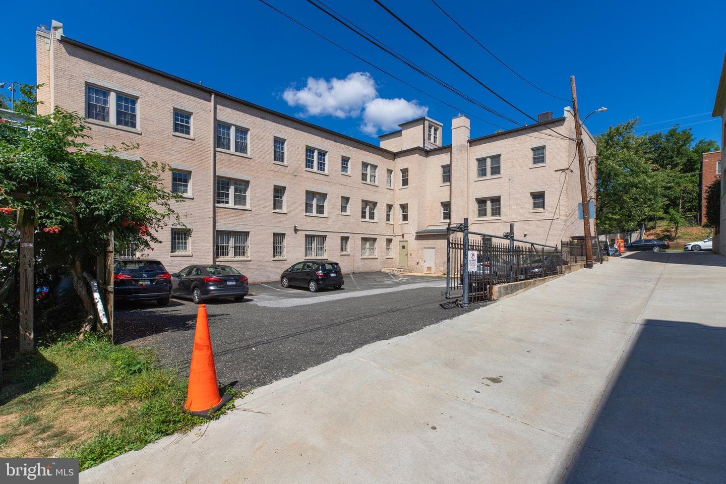 2625 3rd Street NE #203 photo 25