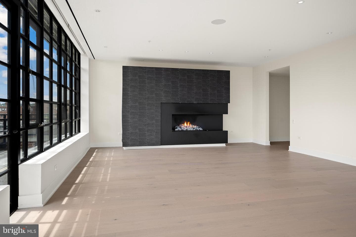 1055 Wisconsin Avenue NW #4e photo 17