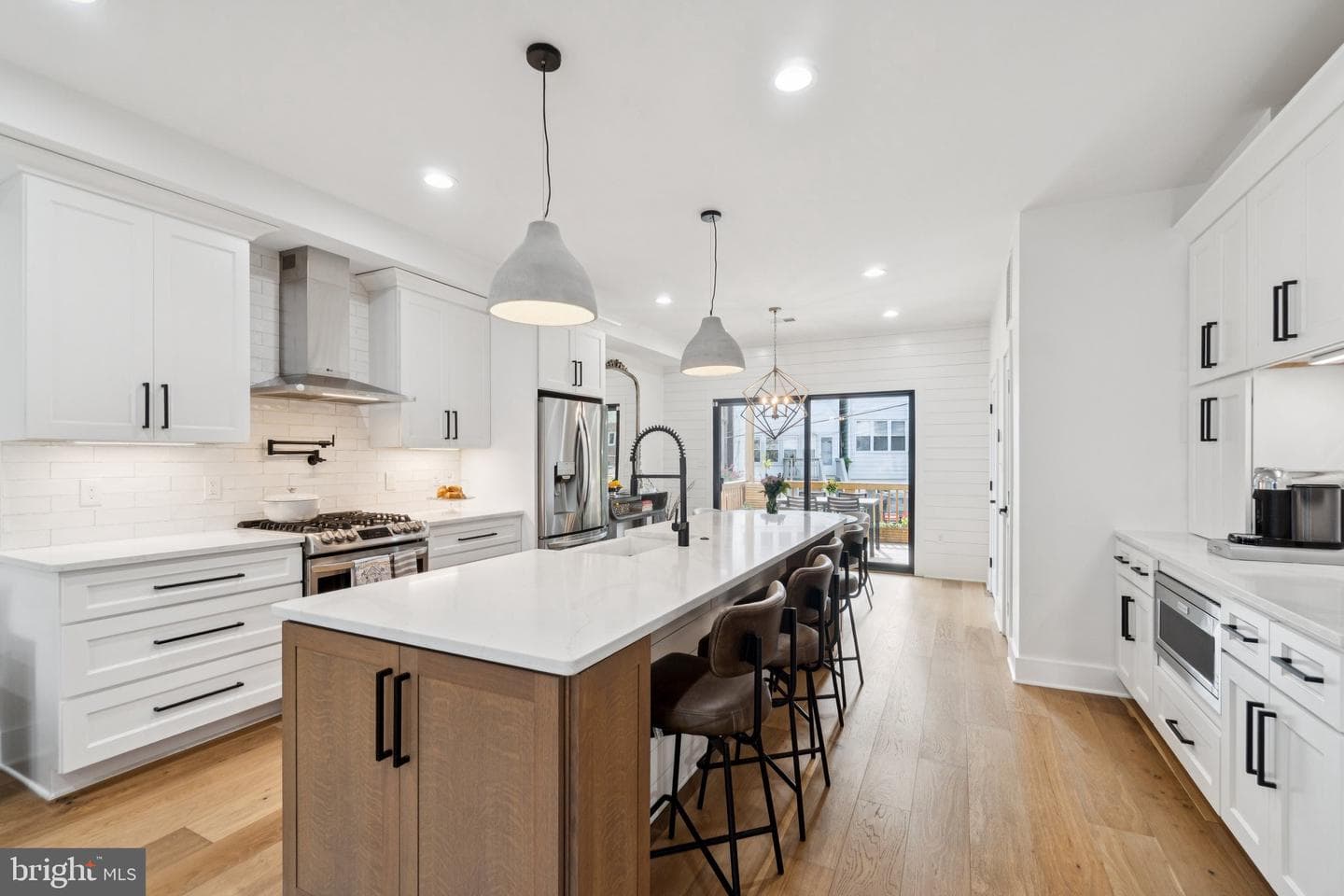 2410 37th Street NW photo 4