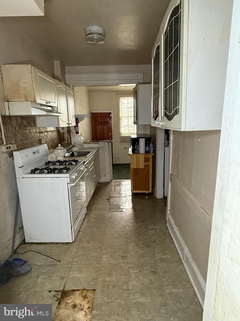 1418 E Street NE photo 8