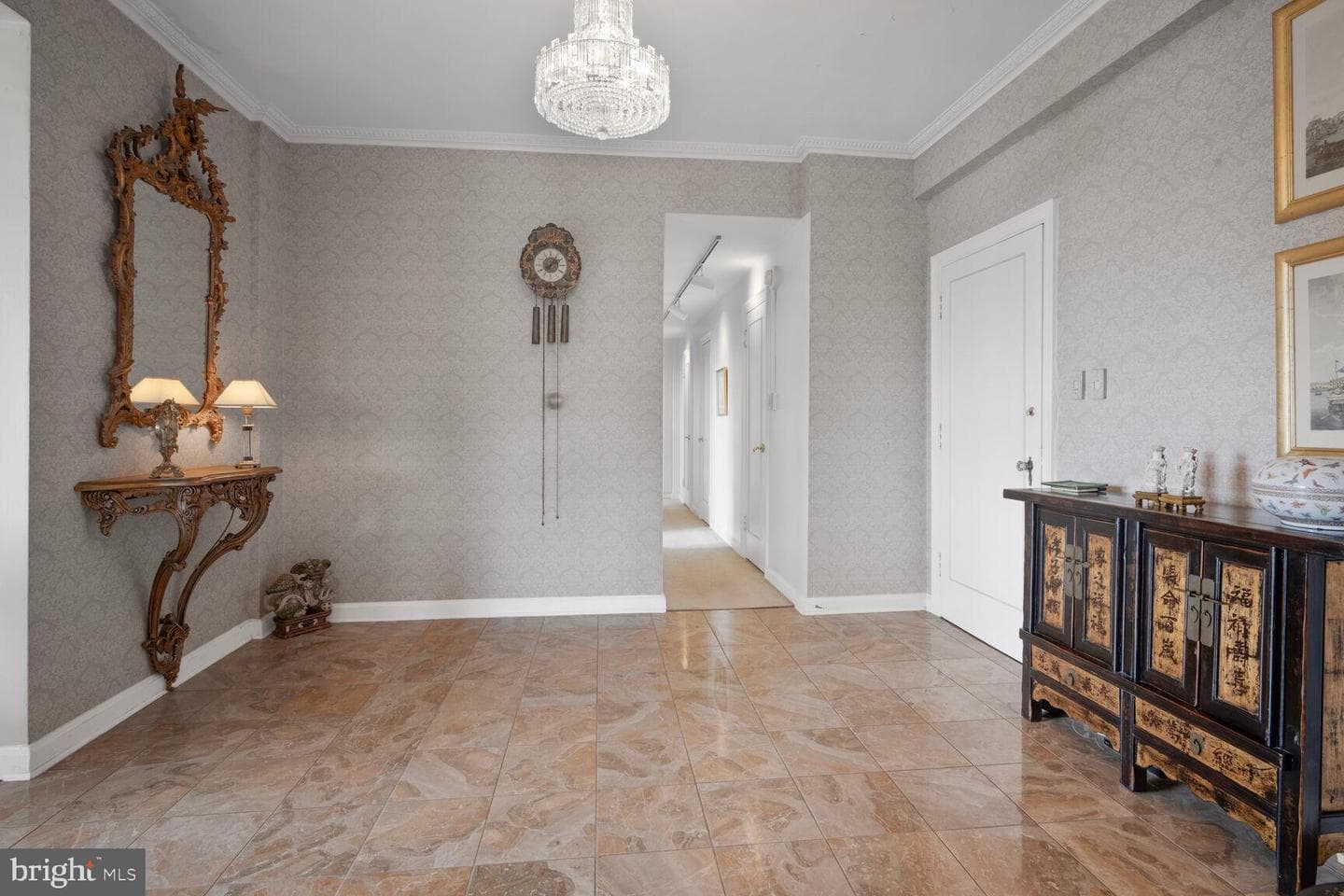 2737 Devonshire Place NW #418 photo 3