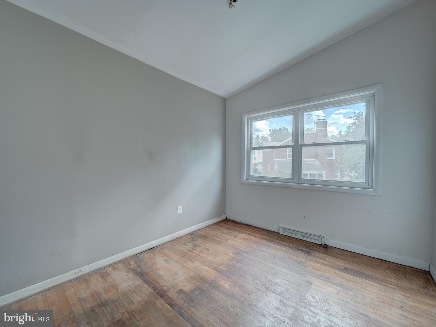 4553 Alabama Avenue SE photo 27