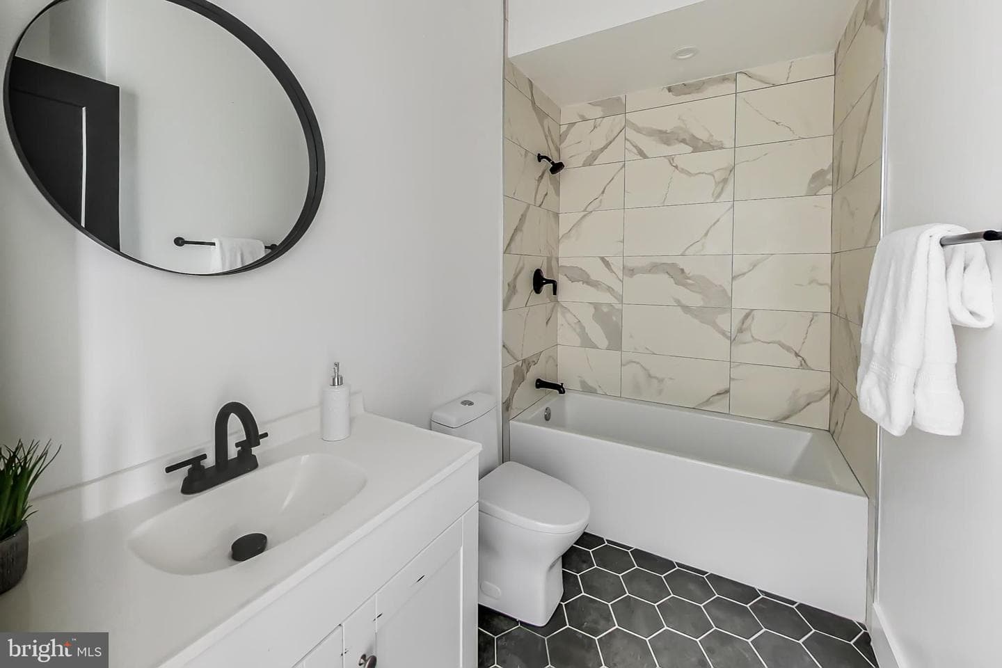 207 Florida Avenue NW #1 photo 12