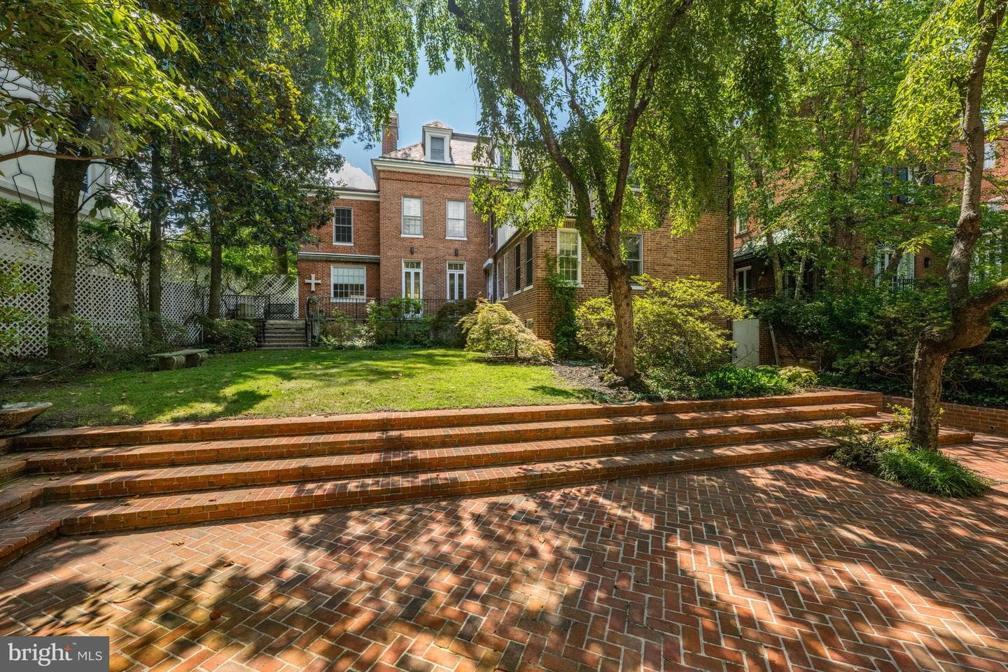 1669 31st Street NW photo 9
