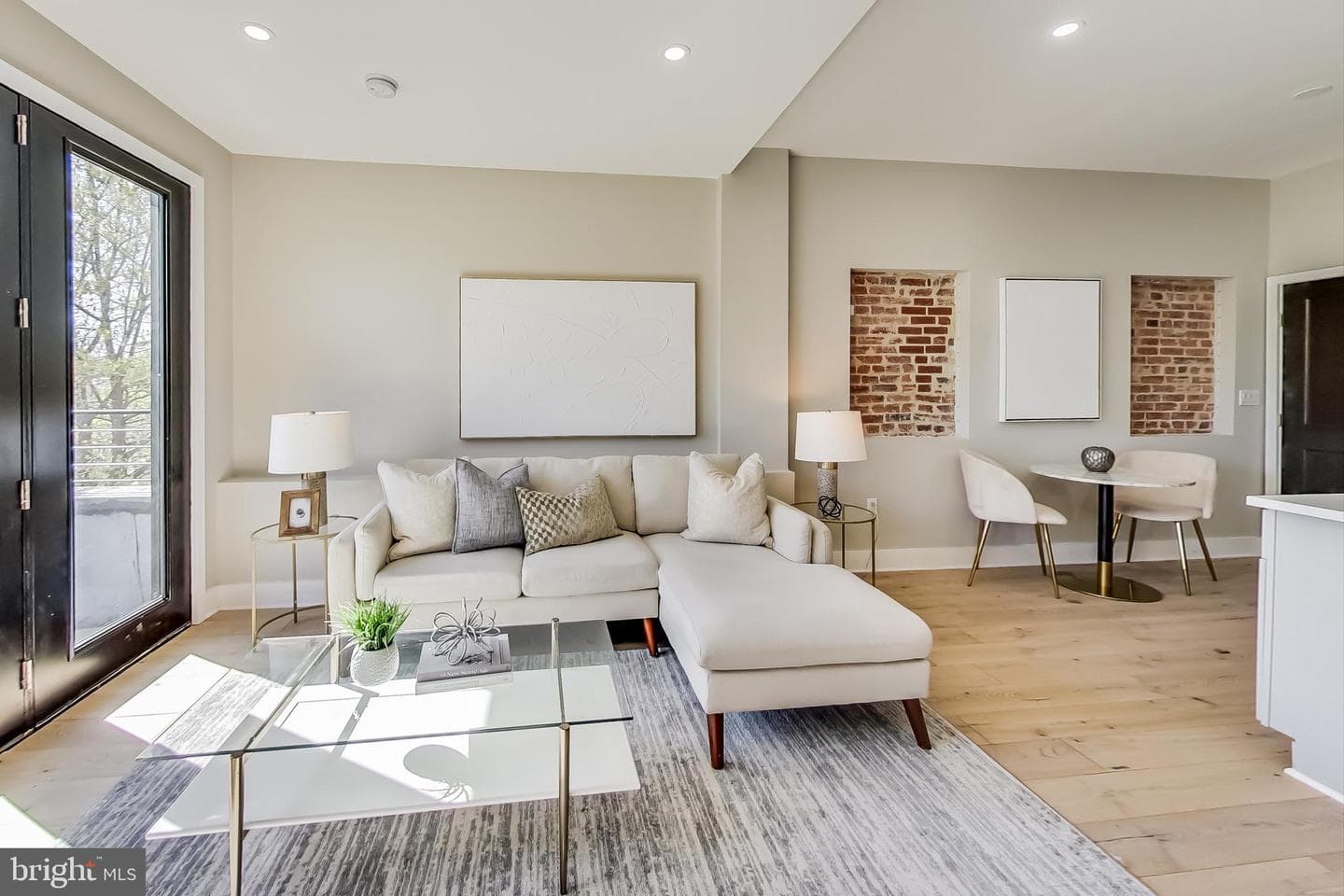 207 Florida Avenue NW #3 photo 4