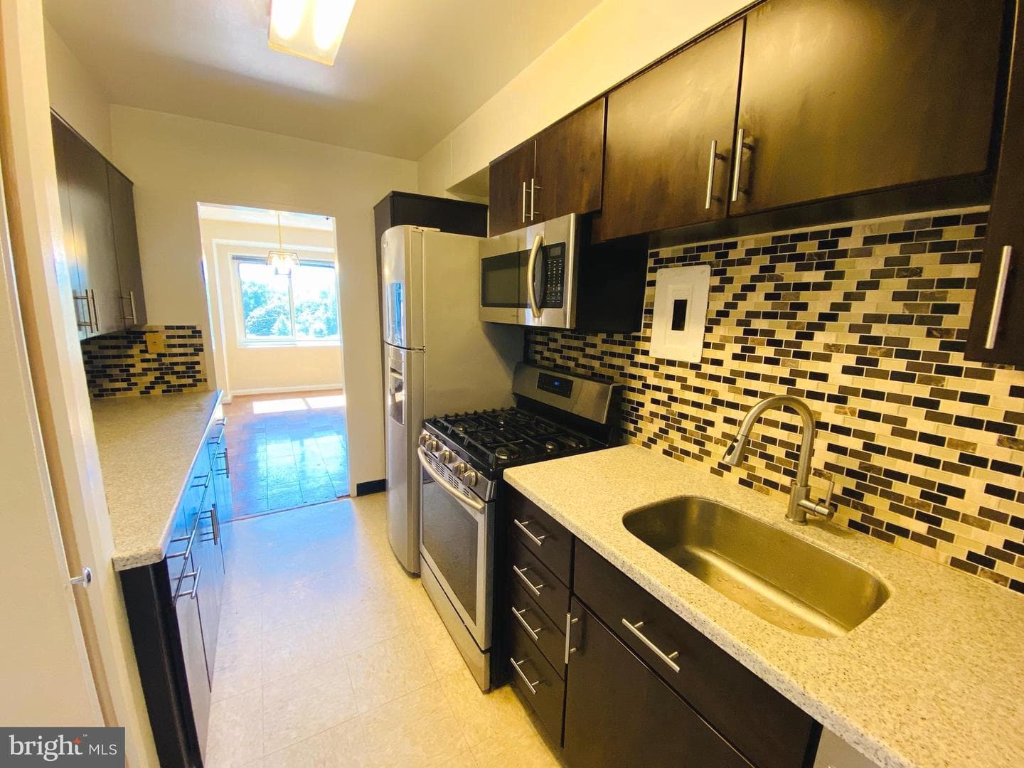 4201 Cathedral Avenue NW #622e photo 10
