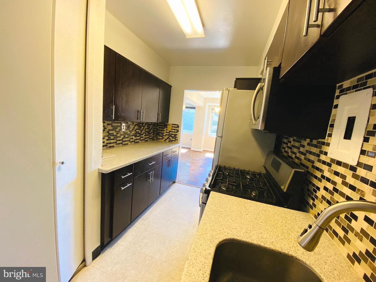 4201 Cathedral Avenue NW #622e photo 11