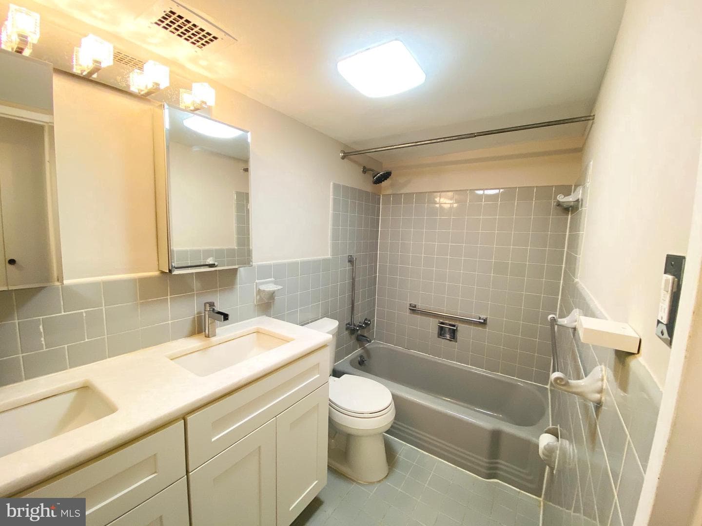 4201 Cathedral Avenue NW #622e photo 22