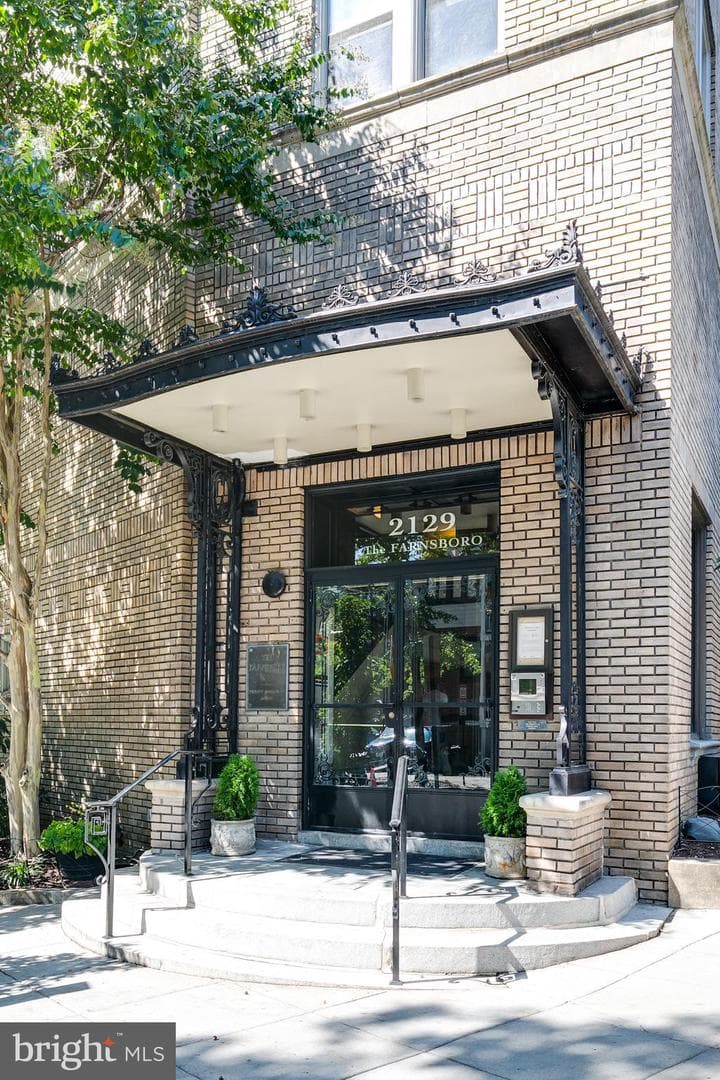 2129 Florida Avenue NW #201 photo 1