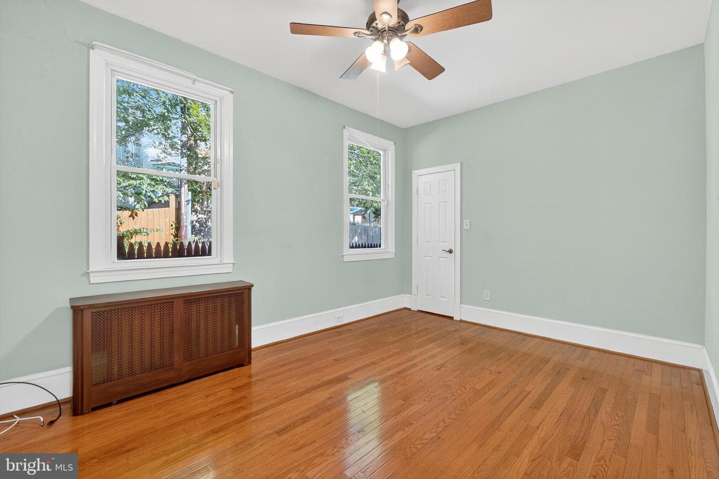 213 Van Buren Street NW photo 16