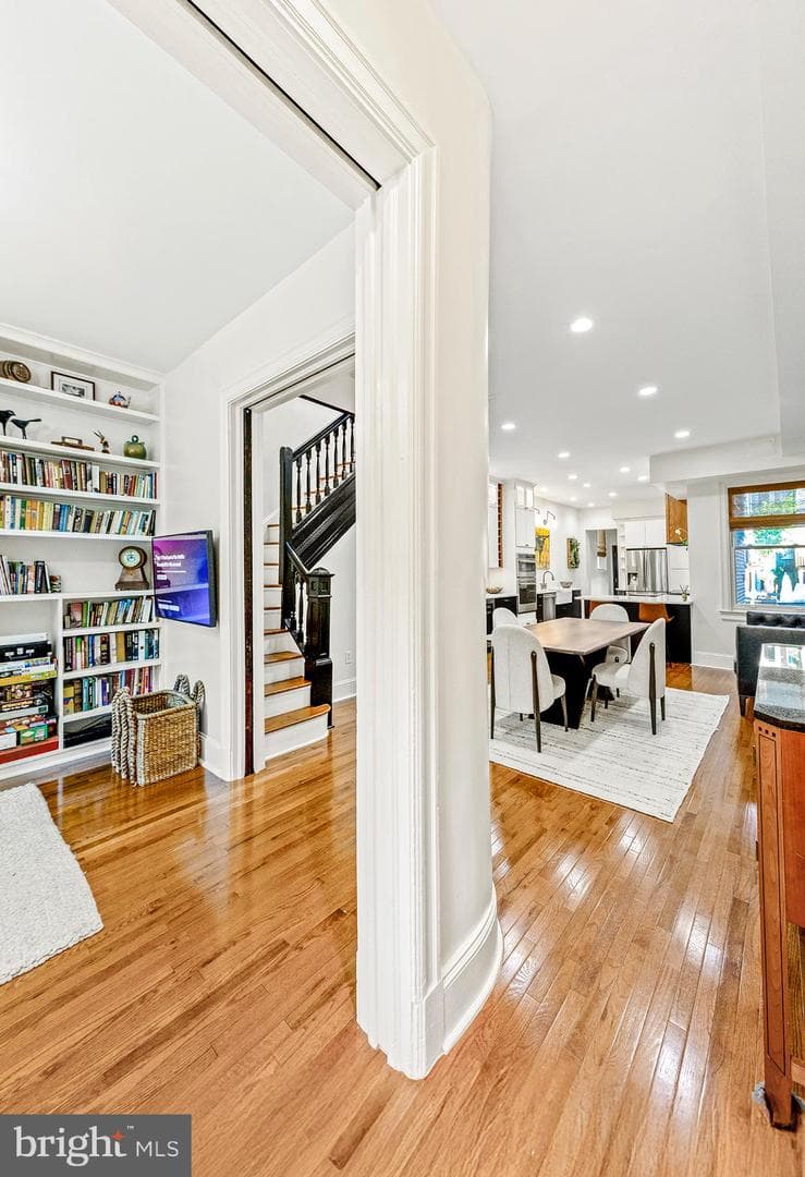 36 Quincy Place NE photo 4