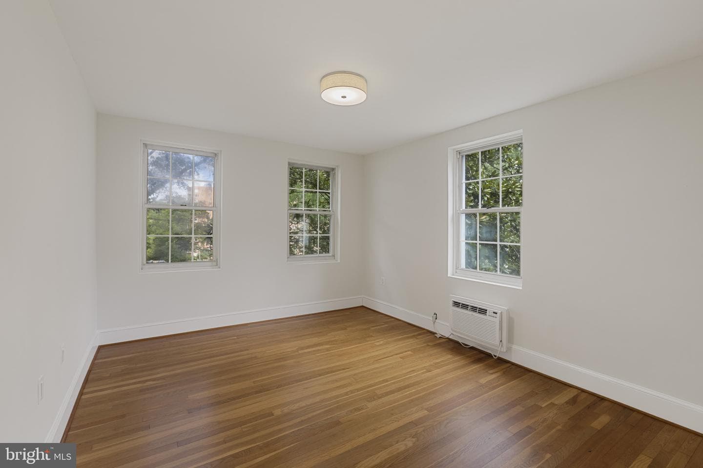 3051 Idaho Avenue NW #204 photo 20
