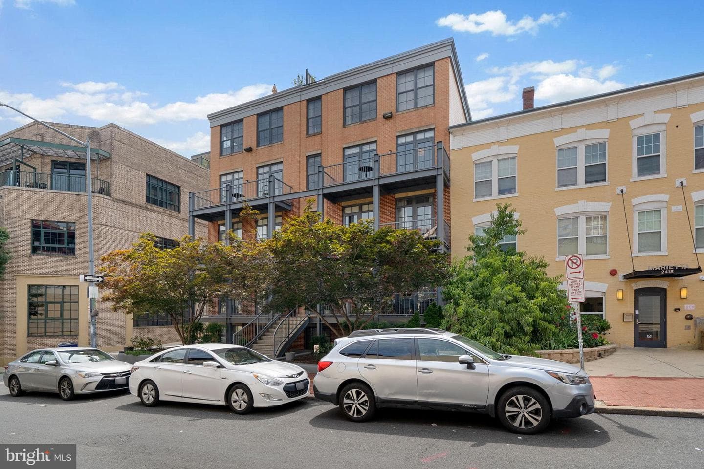 2412 17th Street NW #301 photo 2