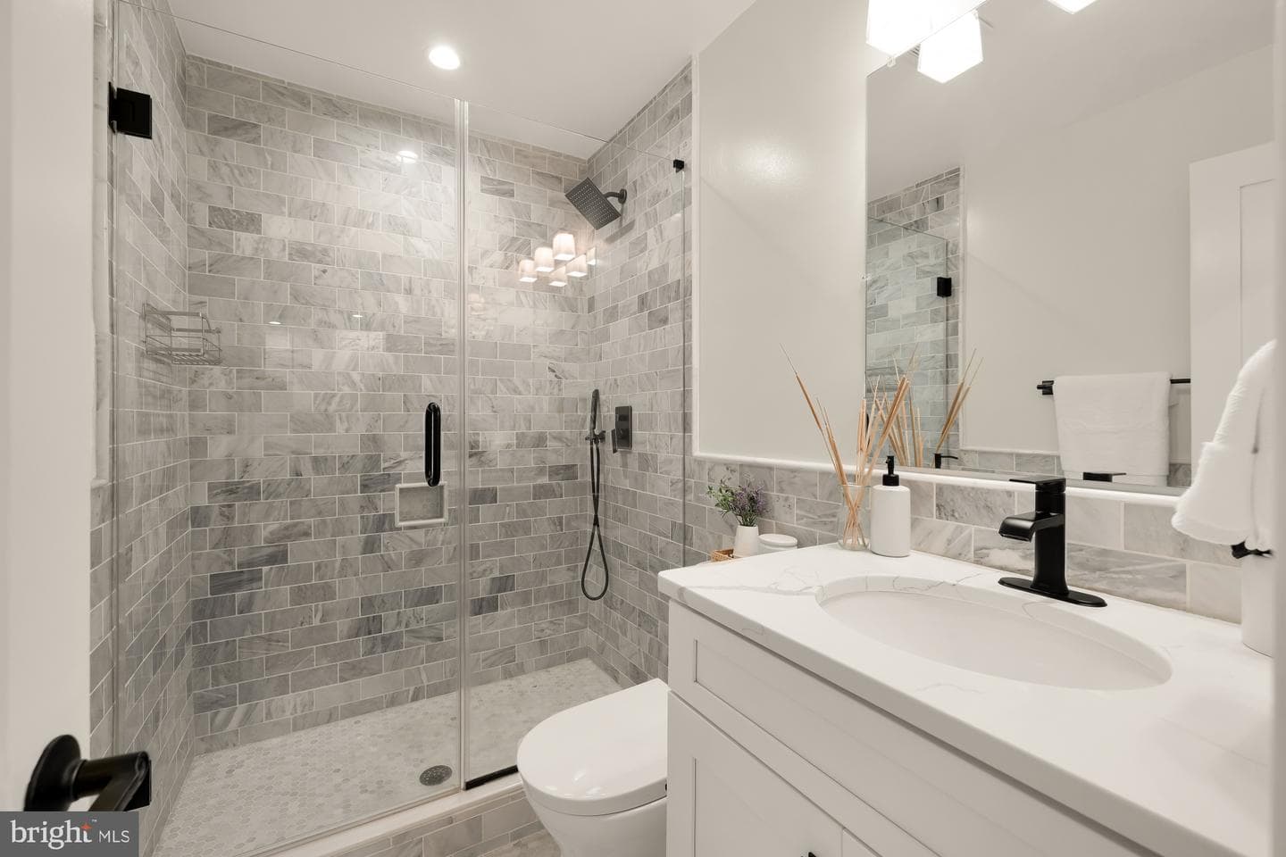 1419 Buchanan Street NW photo 58
