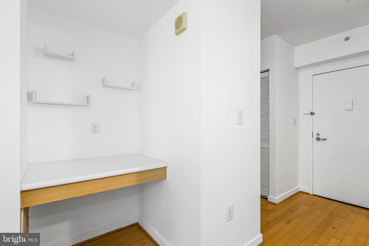 1000 New Jersey Avenue SE #608 photo 3