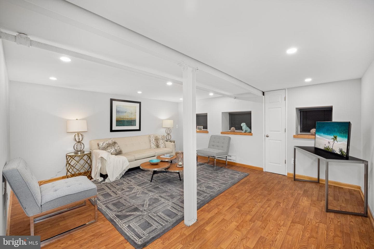 1748 Kenyon Street NW photo 31