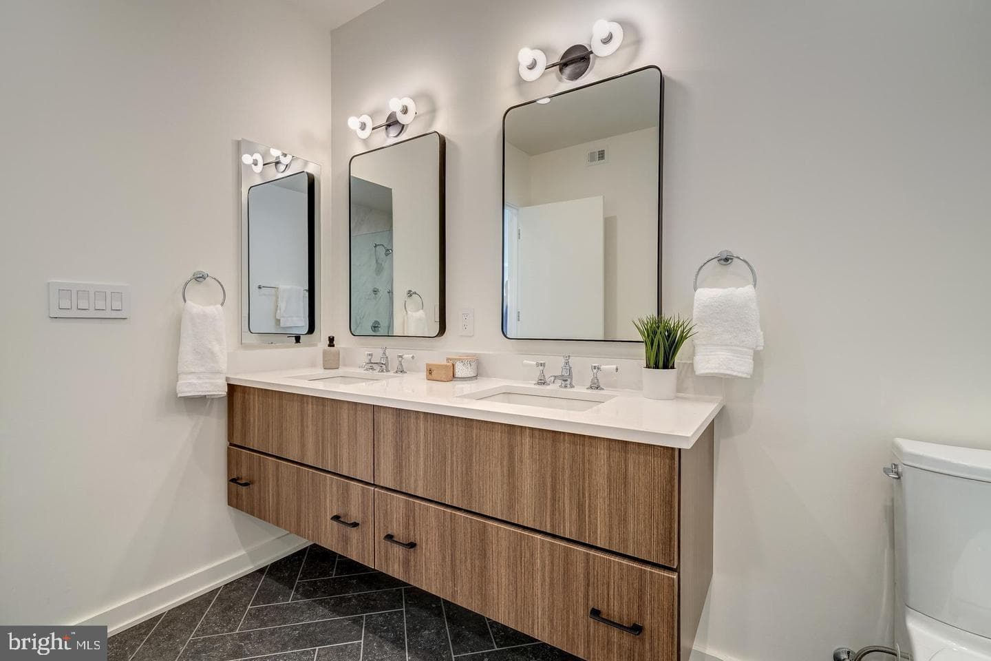 440 R Street NW #203 photo 24
