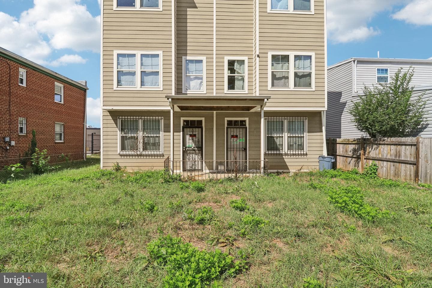 1058 44th Street NE photo 3