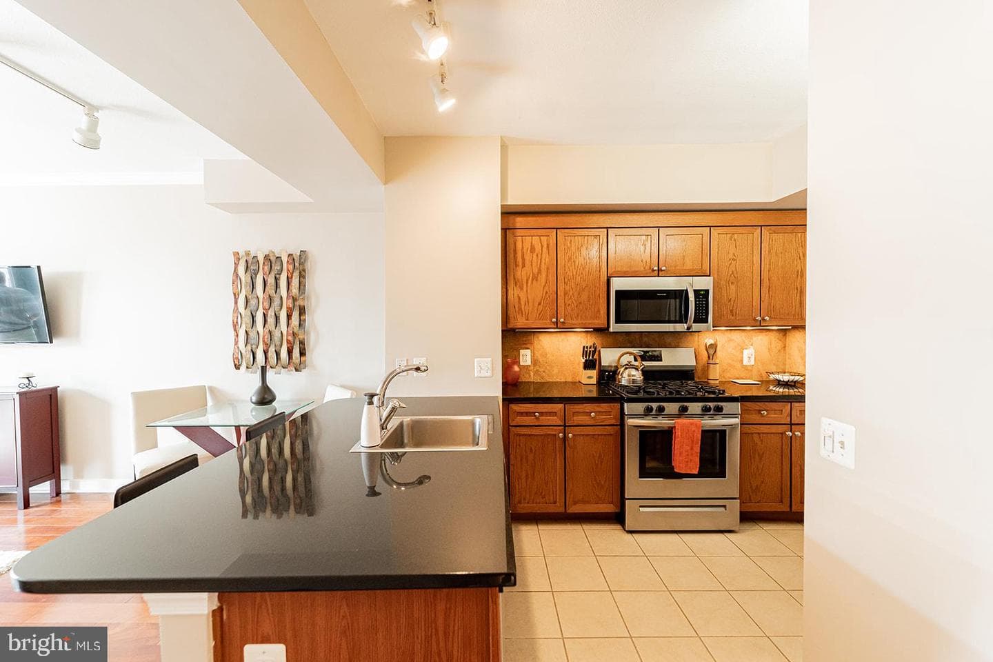 631 D Street NW #1231 photo 11