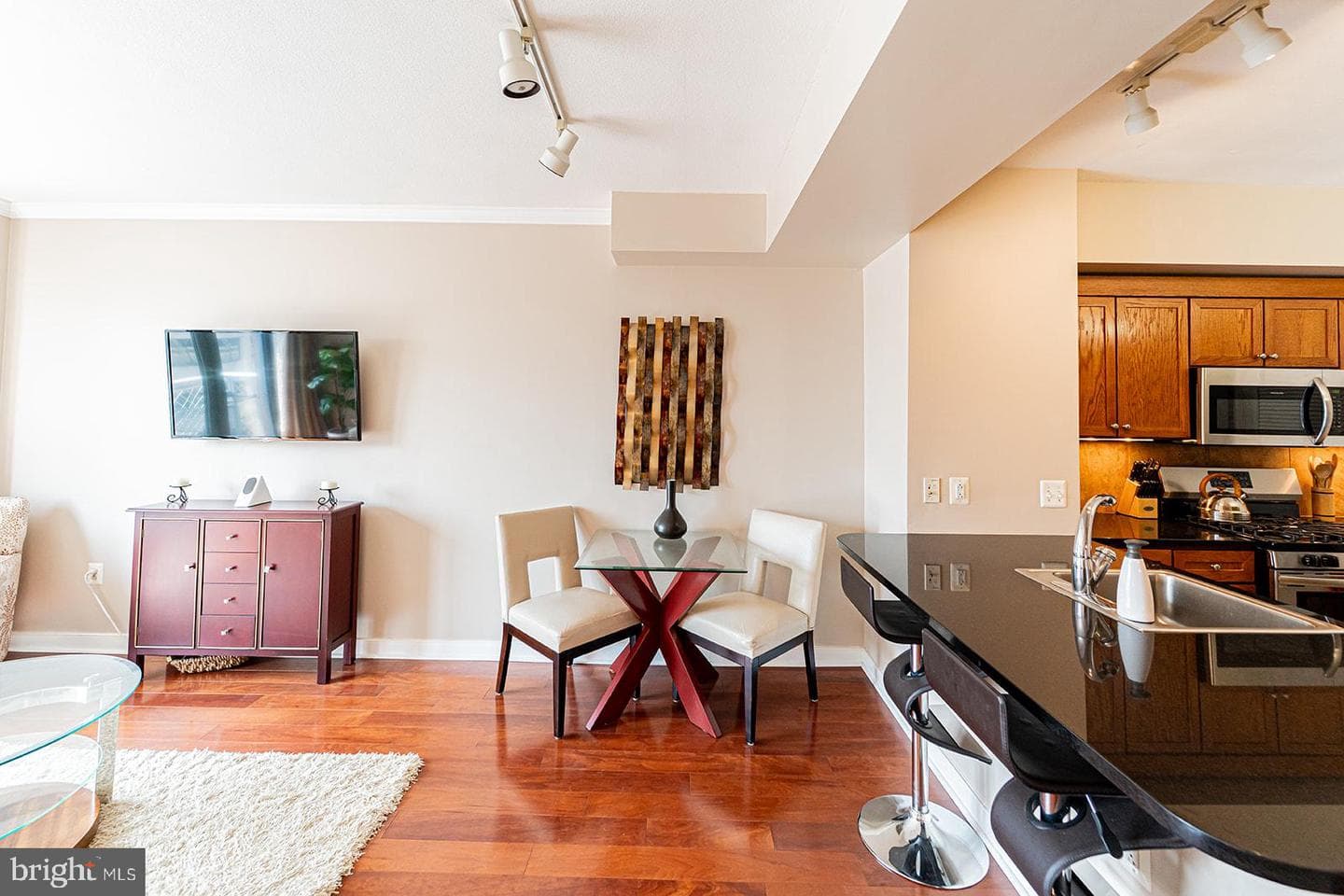 631 D Street NW #1231 photo 8