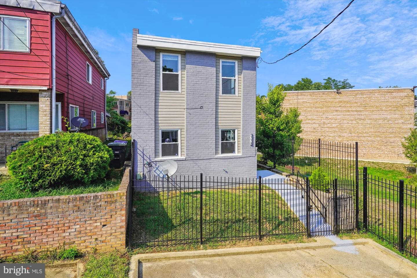 5338 Jay Street NE photo 2