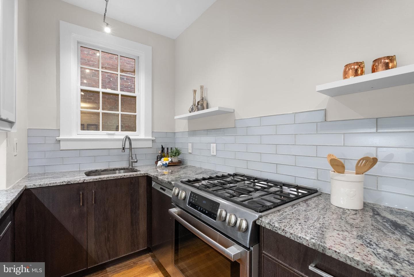 1705 Lanier Place NW #204 photo 14