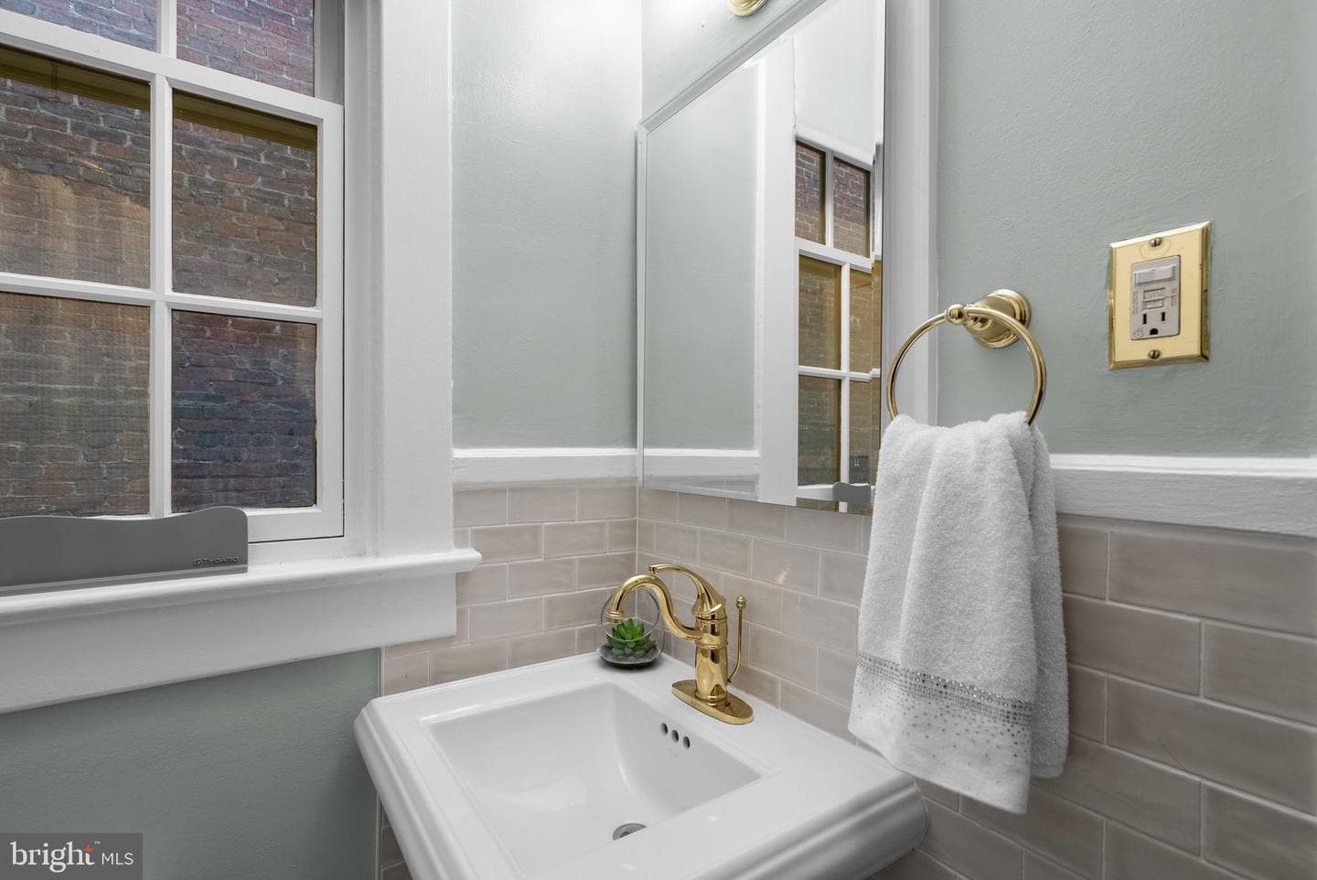 1705 Lanier Place NW #204 photo 25