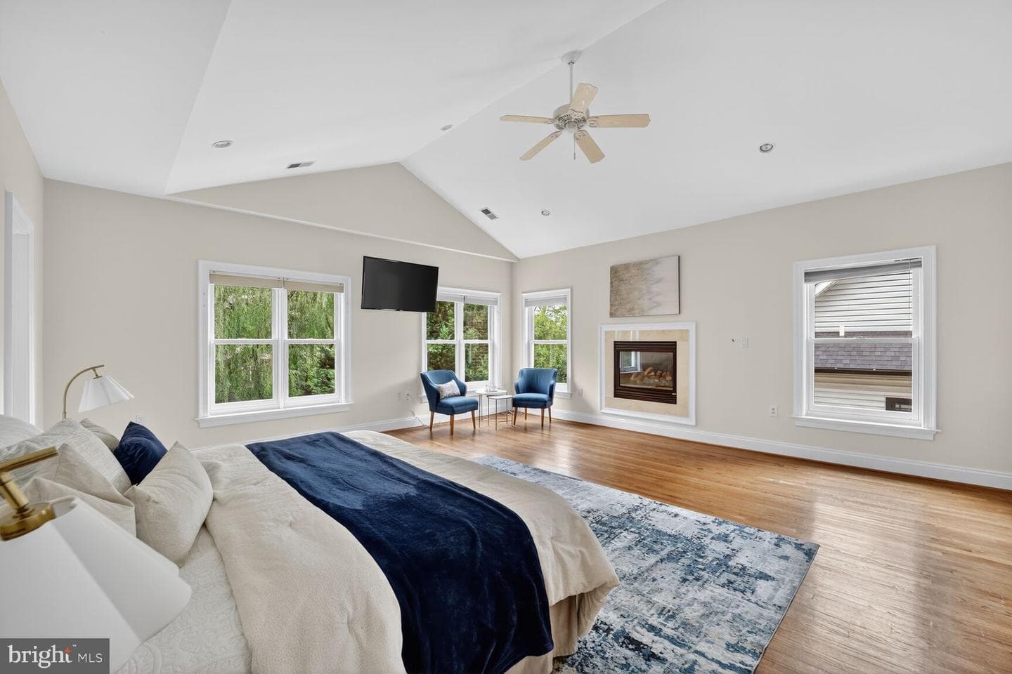 1829 47th Place NW photo 22