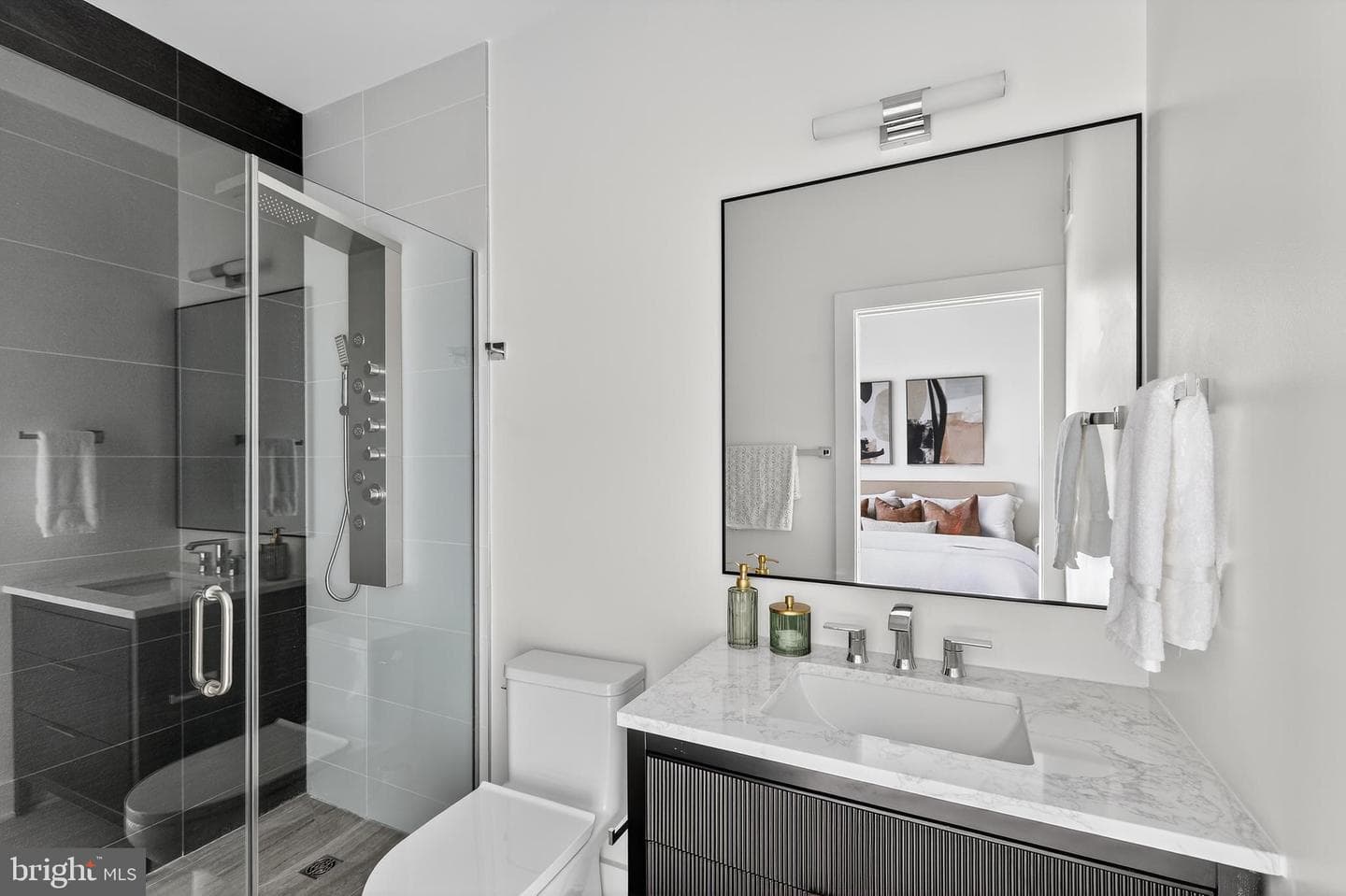 828 21st Street NE #3 photo 23