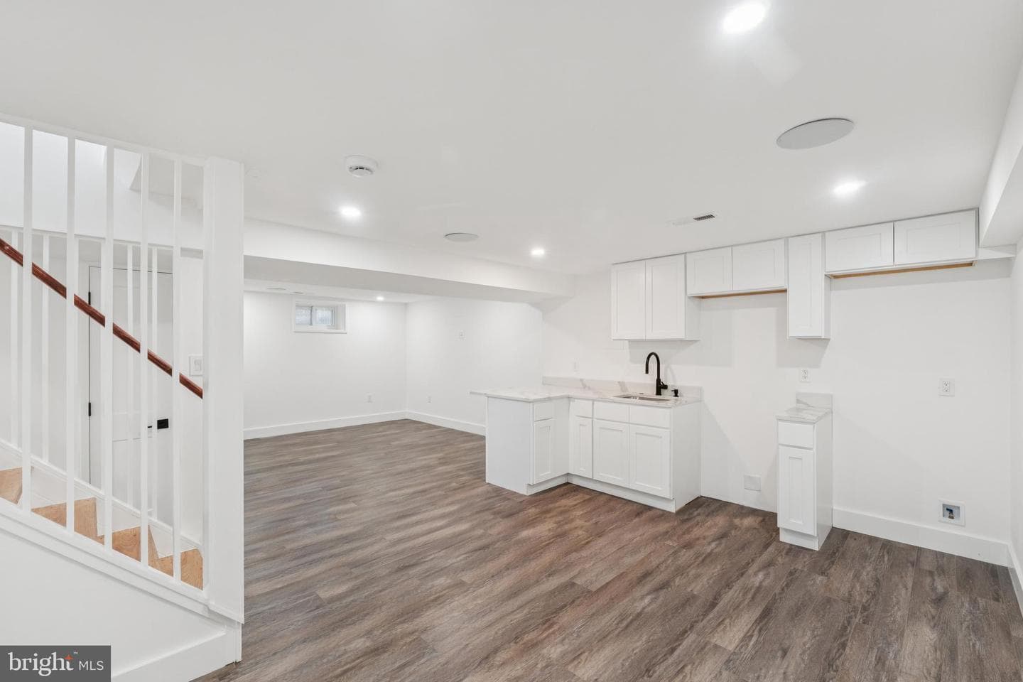44 Sheridan Street NE photo 12
