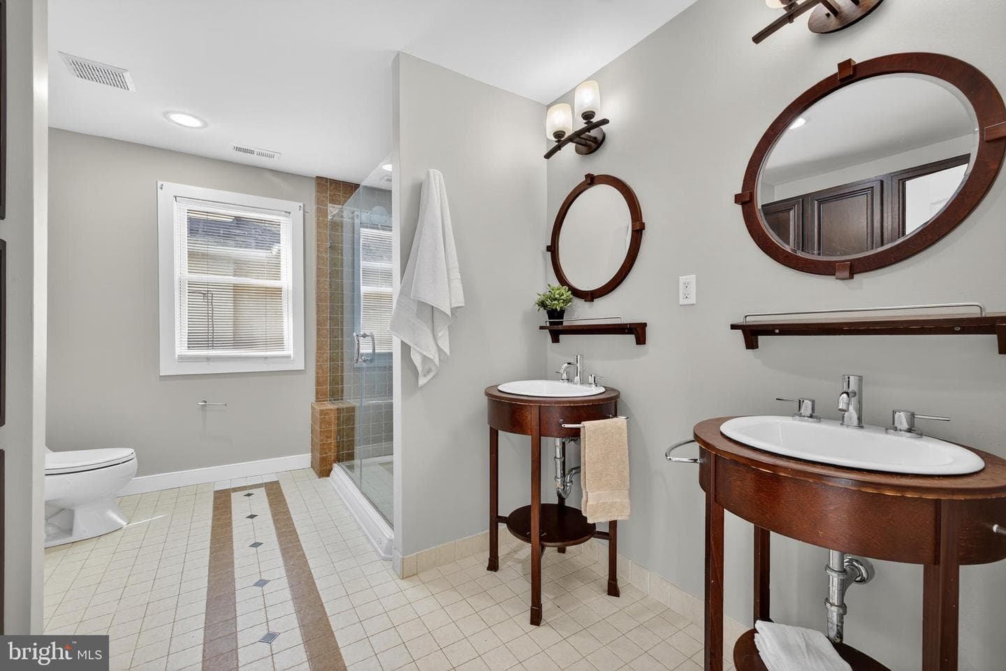 1248 Monroe Street NE photo 45